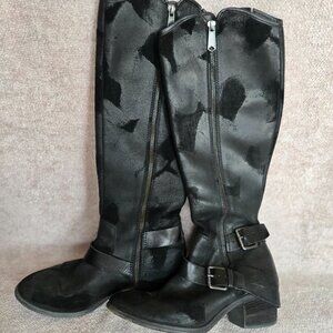 Donald J. Pliner Boots women's size 7 1/2 M